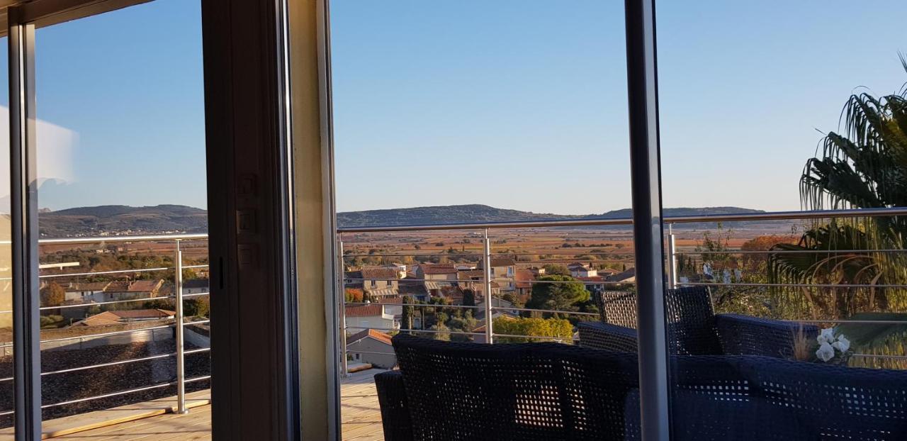 Beautiful Villa With A Stunning View Roujan Экстерьер фото